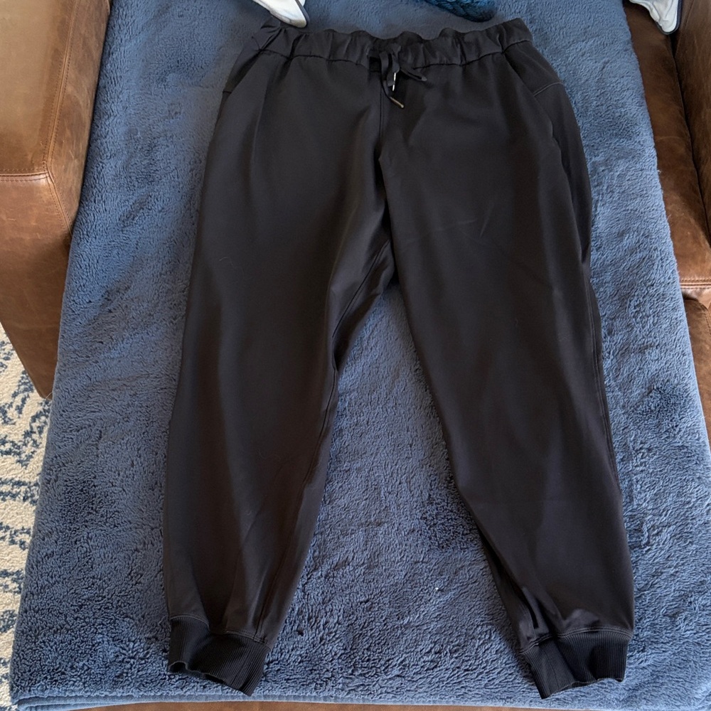 Lululemon Women’s Black Jogger Pants, size 10